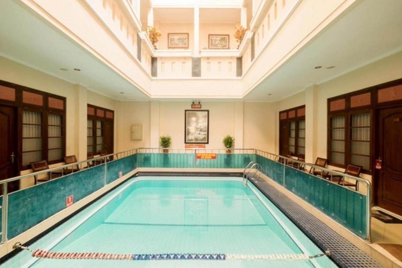 Malioboro Inn Hotel Джок'якарта Екстер'єр фото