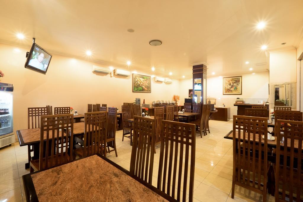 Malioboro Inn Hotel Джок'якарта Екстер'єр фото